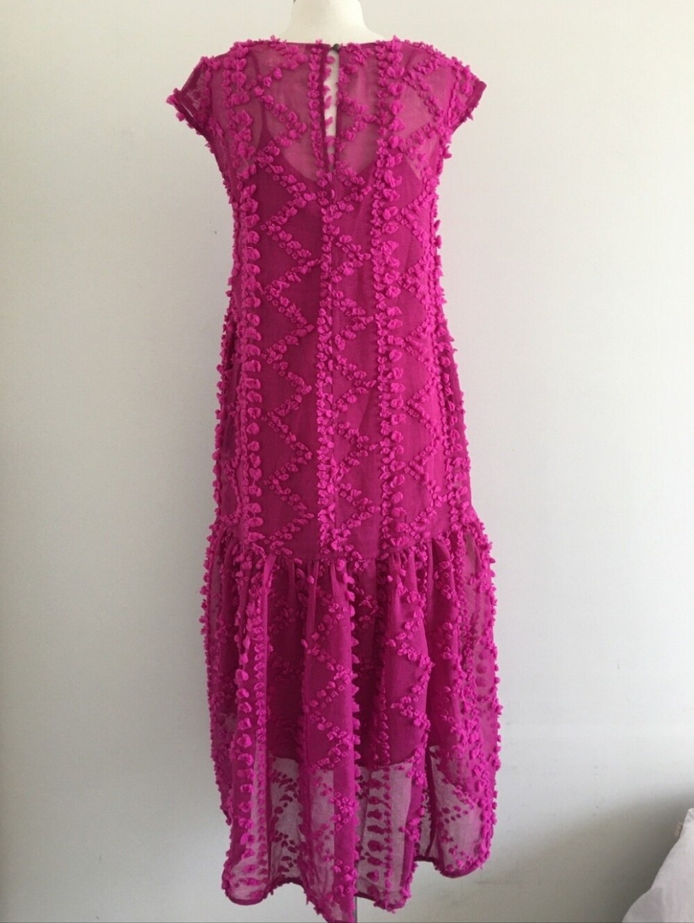 Maeve Blythe Dress, NEW!Size MP, Rose Magenta, PomPom Textured, Sheer - Picture 9 of 11